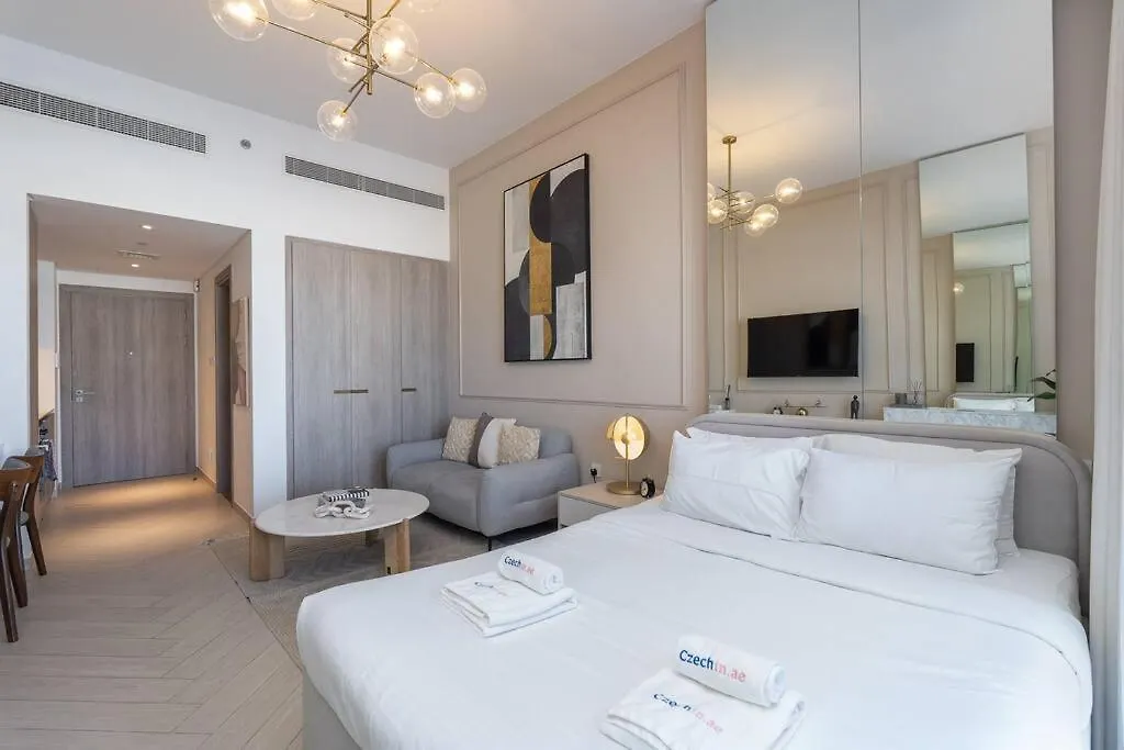 Beautiful Pool View Jvc Cozy And Stylish Czechin Apartment Dubai