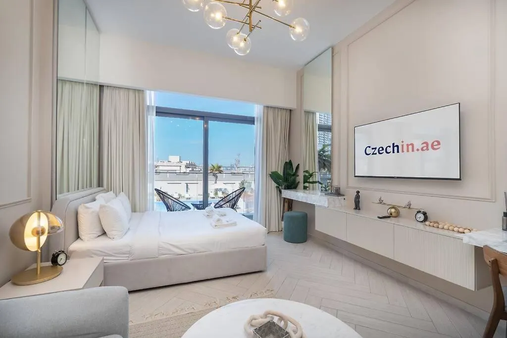 Beautiful Pool View Jvc Cozy And Stylish Czechin Apartment Dubai